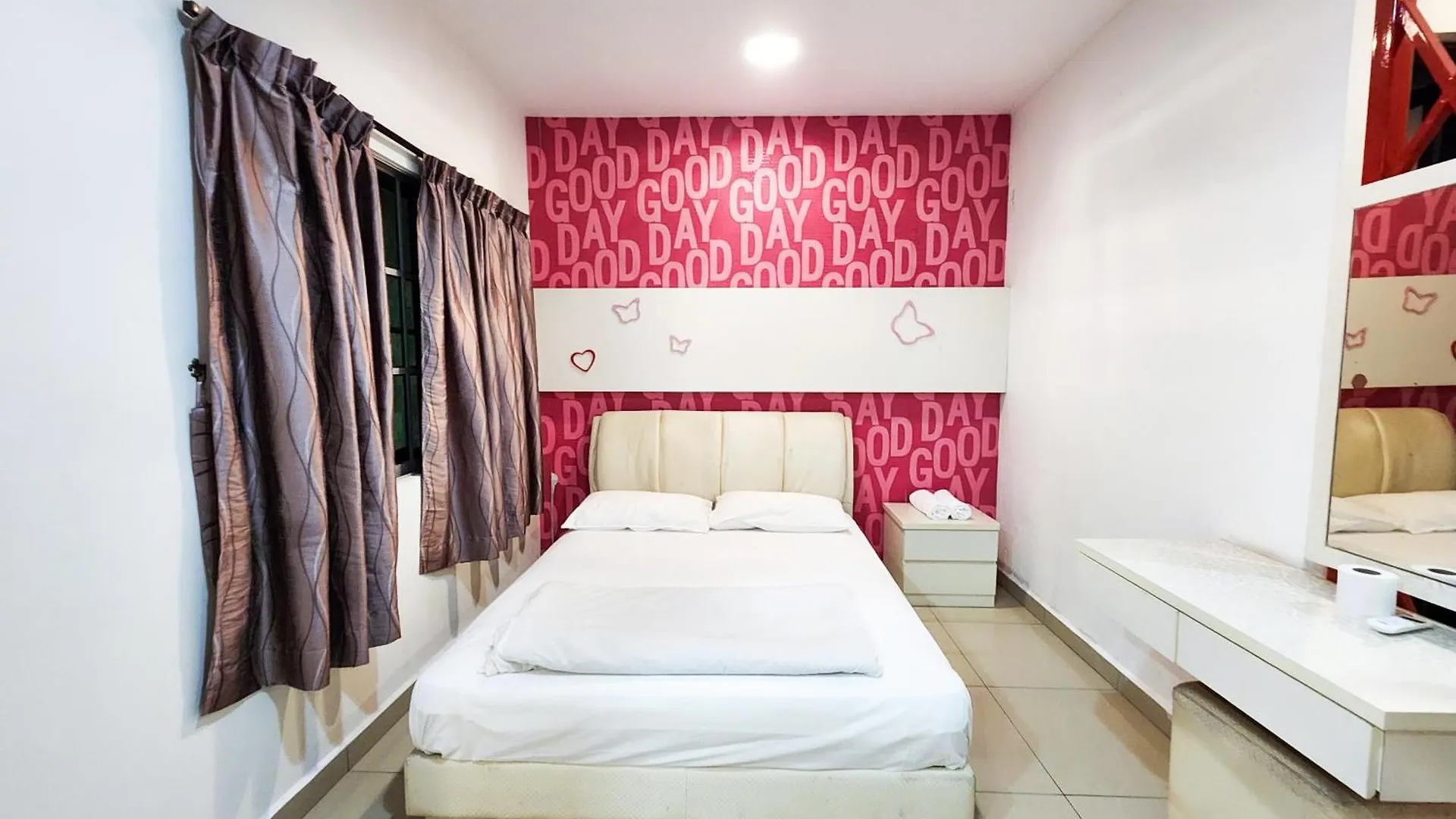 Kempas -- 32 Pax Semid, Near Paradigm Mall Jb Johor Bahru Malaysia