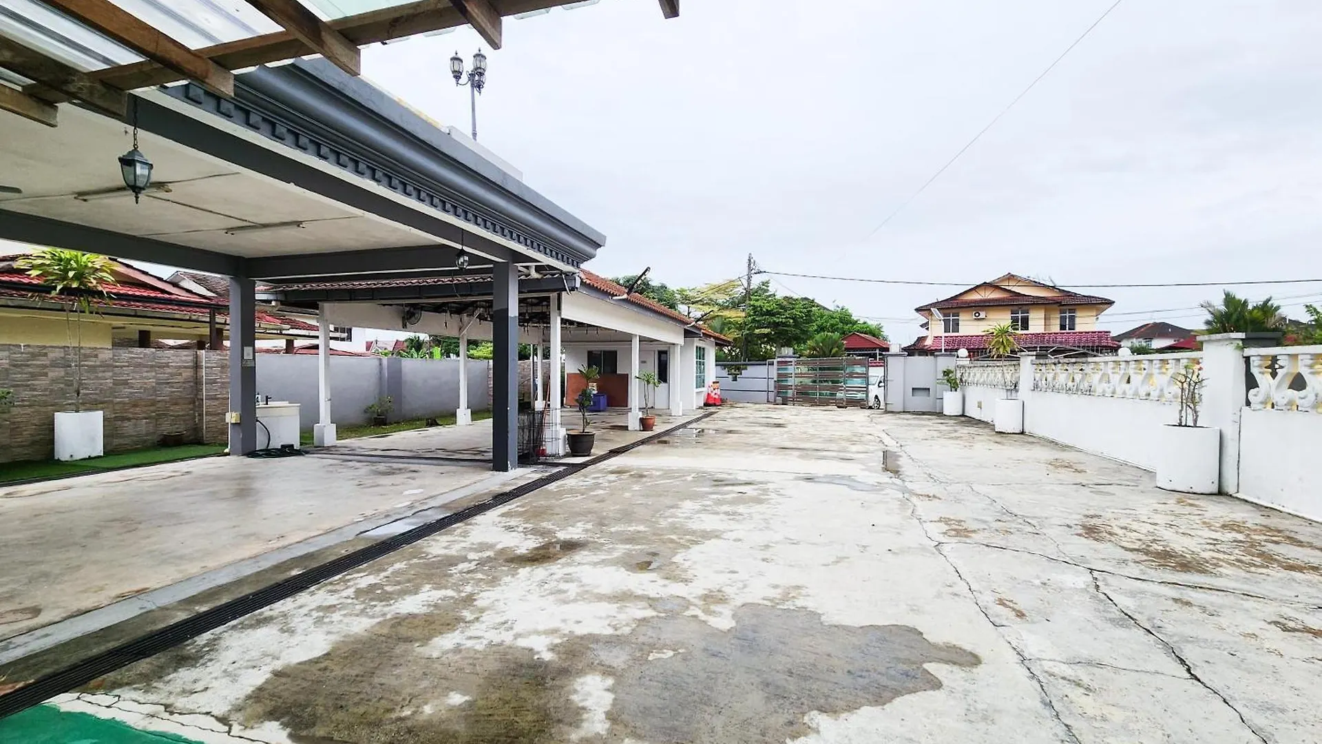 Holiday home Kempas -- 32 Pax Semid, Near Paradigm Mall Jb Johor Bahru