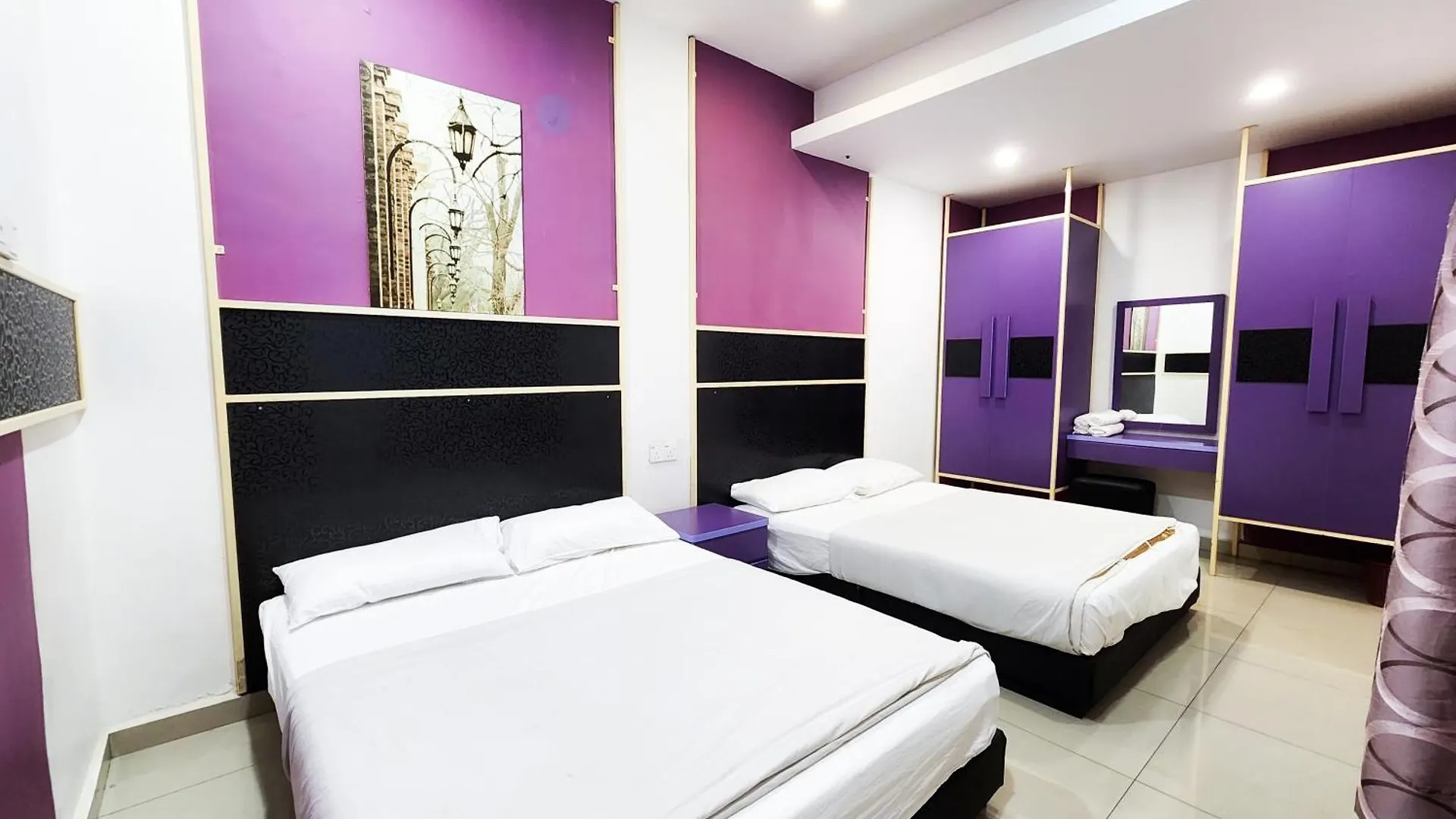 Kempas -- 32 Pax Semid, Near Paradigm Mall Jb Johor Bahru Malaysia