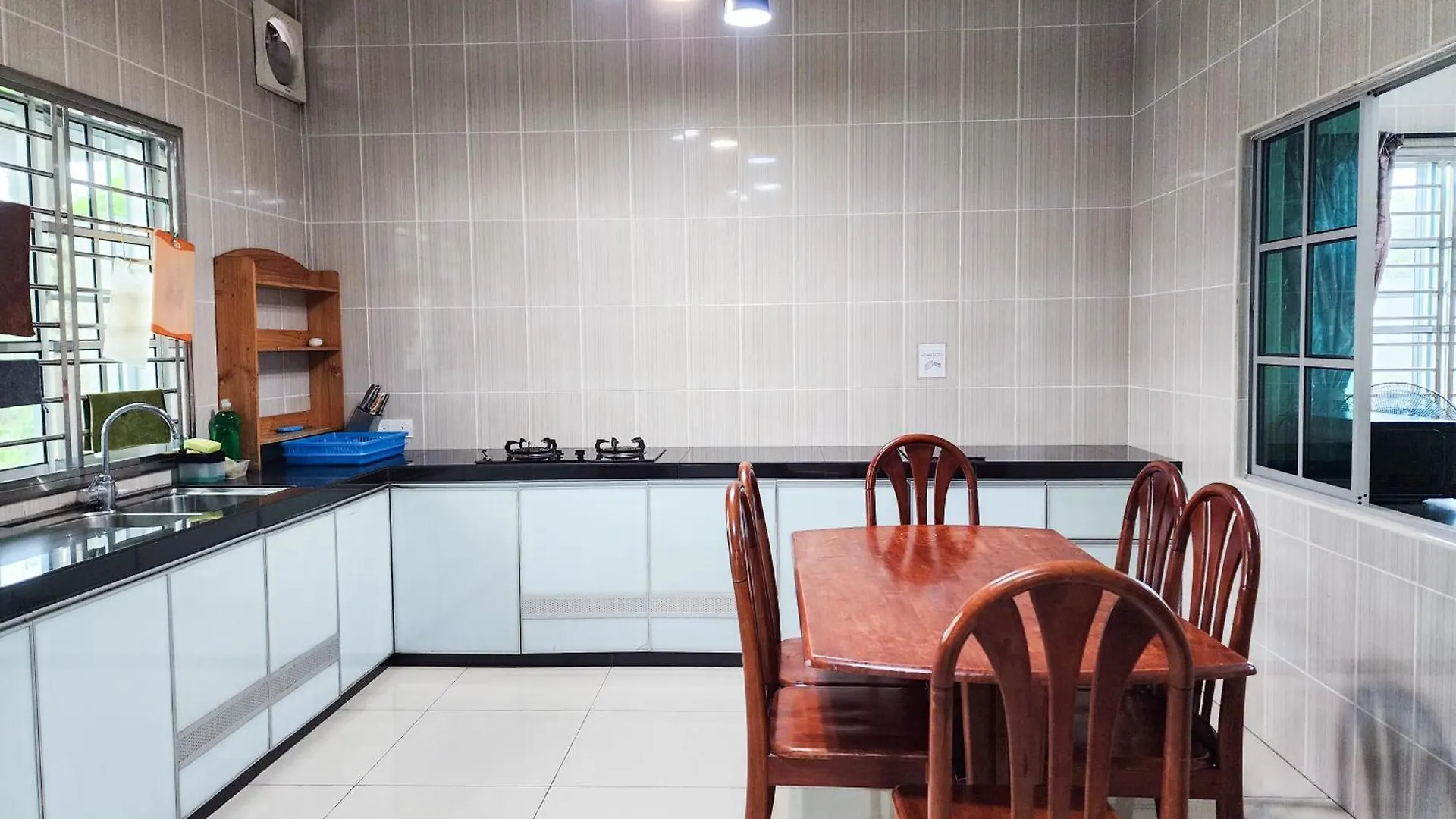 Kempas -- 32 Pax Semid, Near Paradigm Mall Jb Johor Bahru